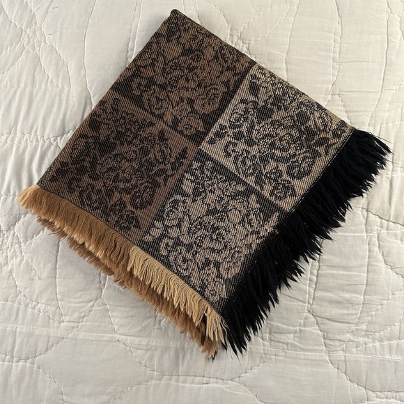 Vintage Pierre Cardin Paris Women's Black Fall Floral Scarf France Cottagecore - Picture 2 of 14